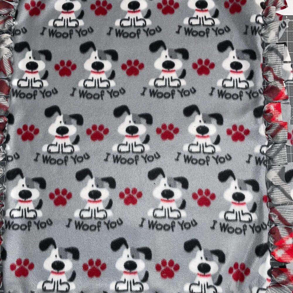 I Woof You Fleece Fringe Pet Blanket / Lap Blanket, 28"x23"